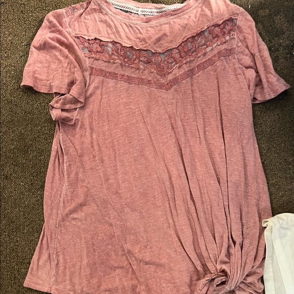 Women’s Tops. - Picture 8 of 14